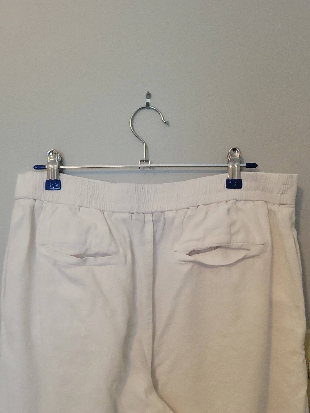 White Wide-Leg Crop Women’s Pants - Picture 3 of 4